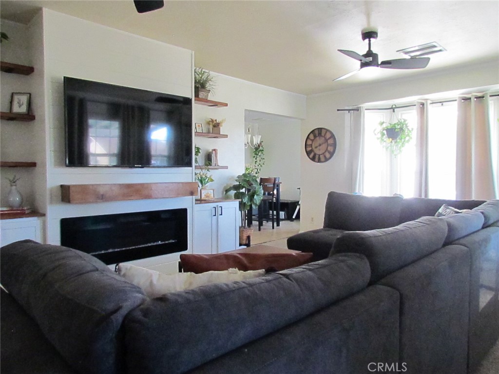 1923 E Terrace, Fresno, CA 93703