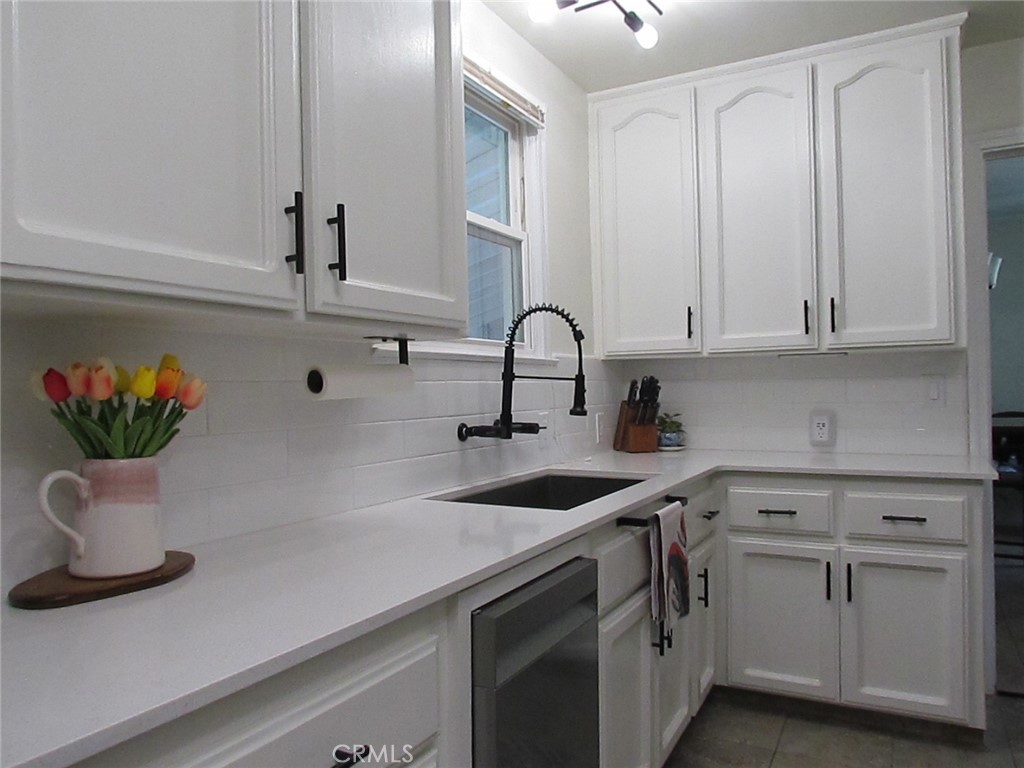 1923 E Terrace, Fresno, CA 93703