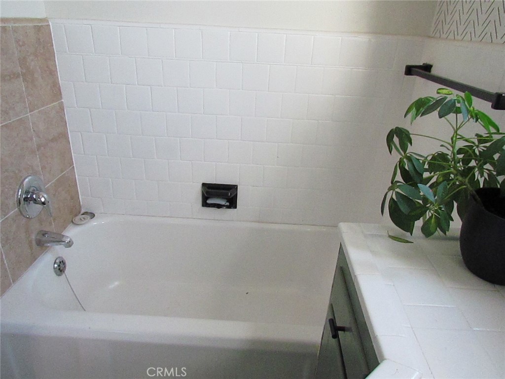 1923 E Terrace, Fresno, CA 93703