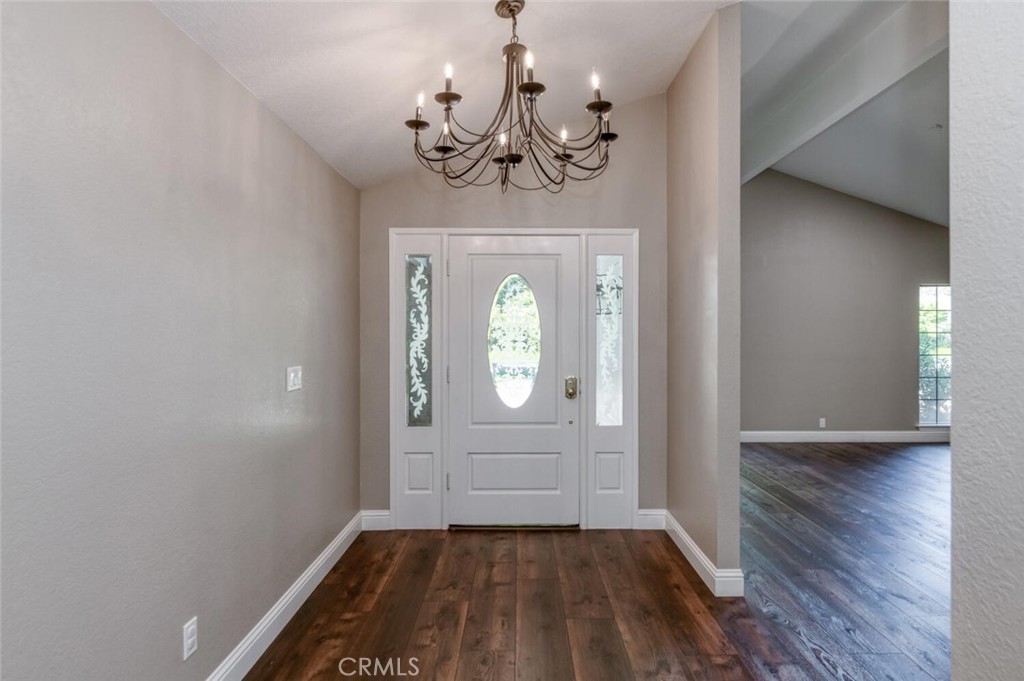 6702 N Dolores, Fresno, CA 93711