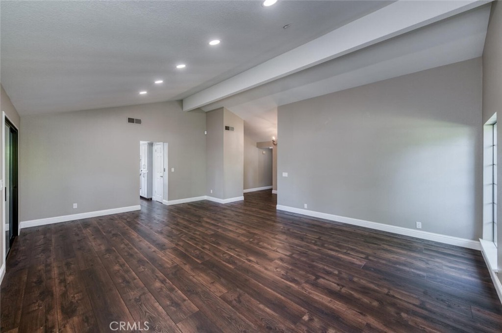 6702 N Dolores, Fresno, CA 93711