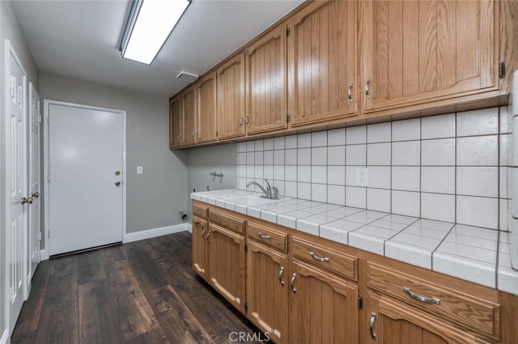 6702 N Dolores, Fresno, CA 93711