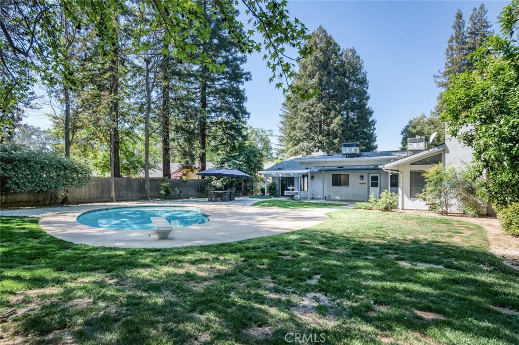 6702 N Dolores, Fresno, CA 93711