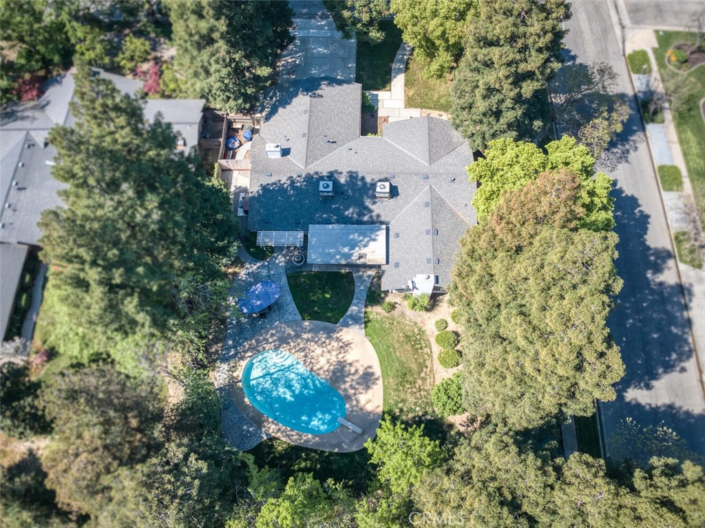 6702 N Dolores, Fresno, CA 93711