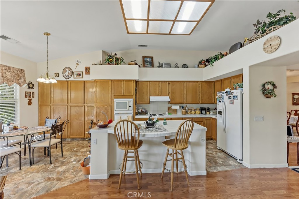 8613 N Whitney, Fresno, CA 93720