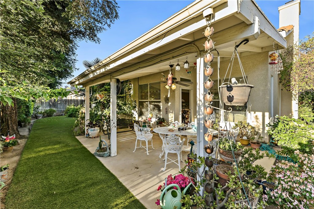 8613 N Whitney, Fresno, CA 93720