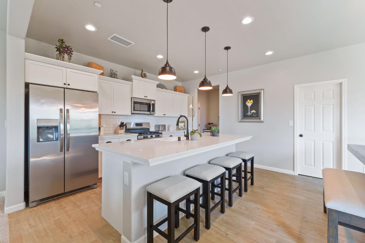 4450 Oak Knoll Rd, Madera, CA 93636