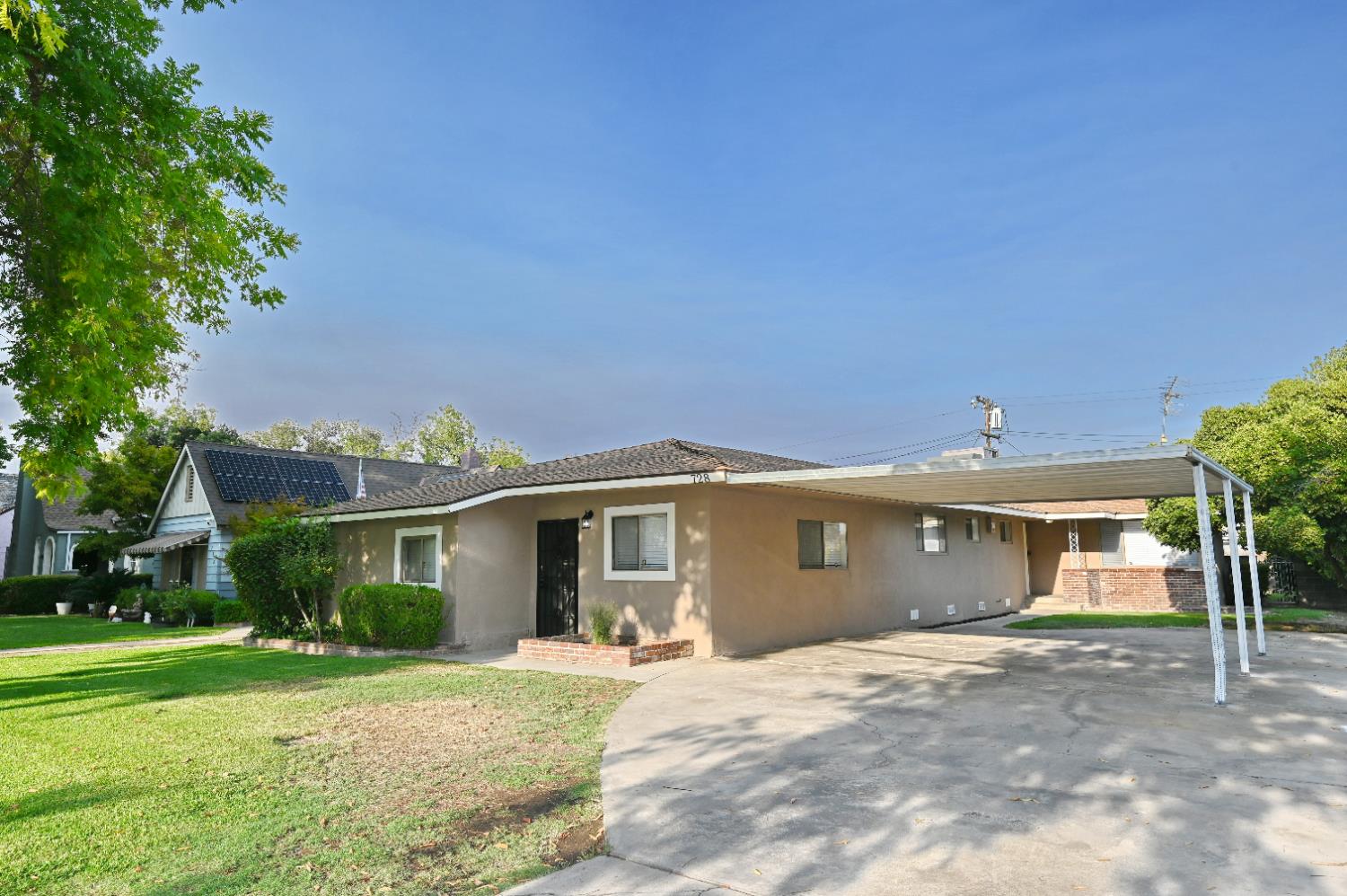 728 N Echo Ave, Fresno, CA 93728