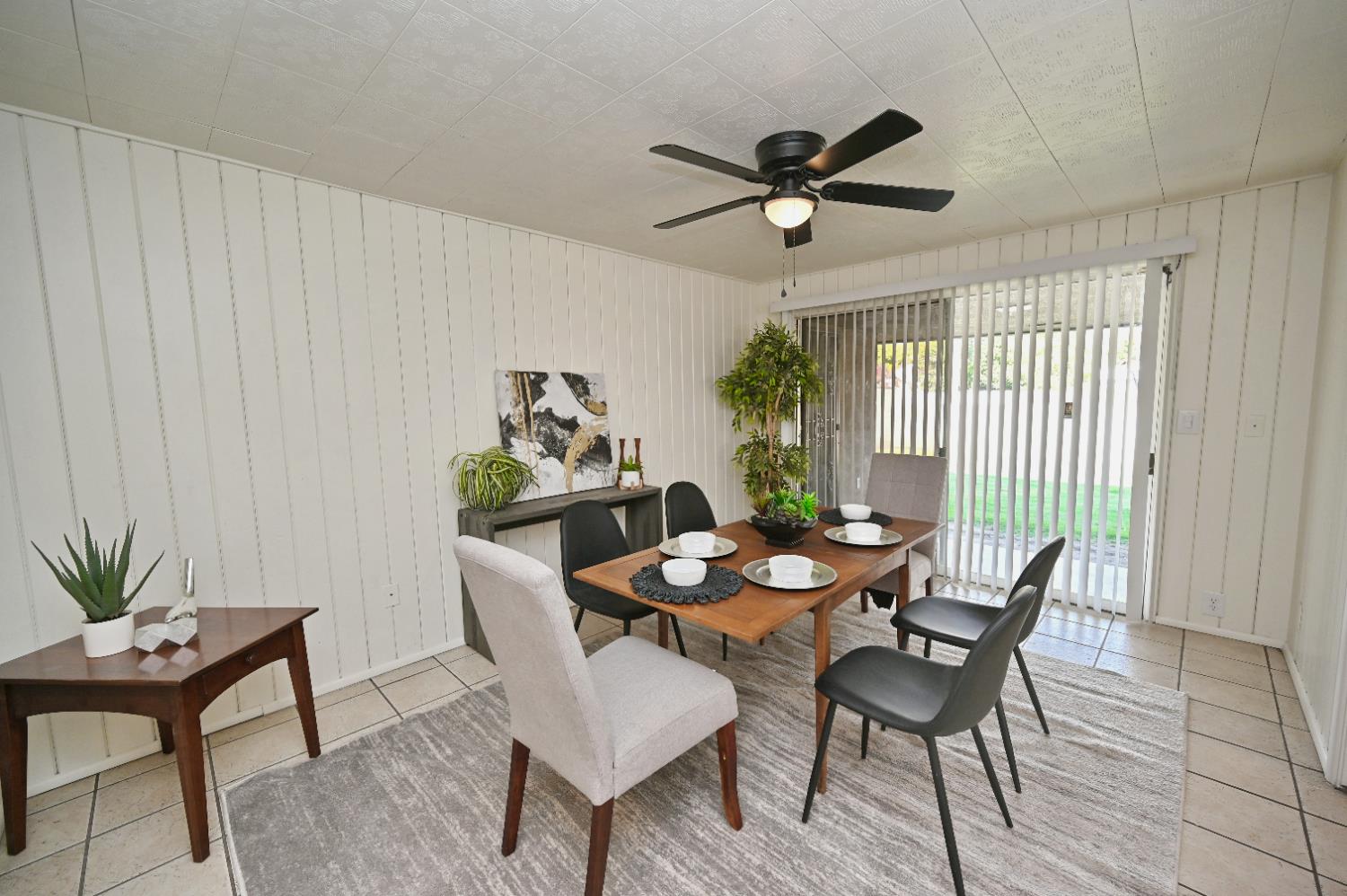 728 N Echo Ave, Fresno, CA 93728