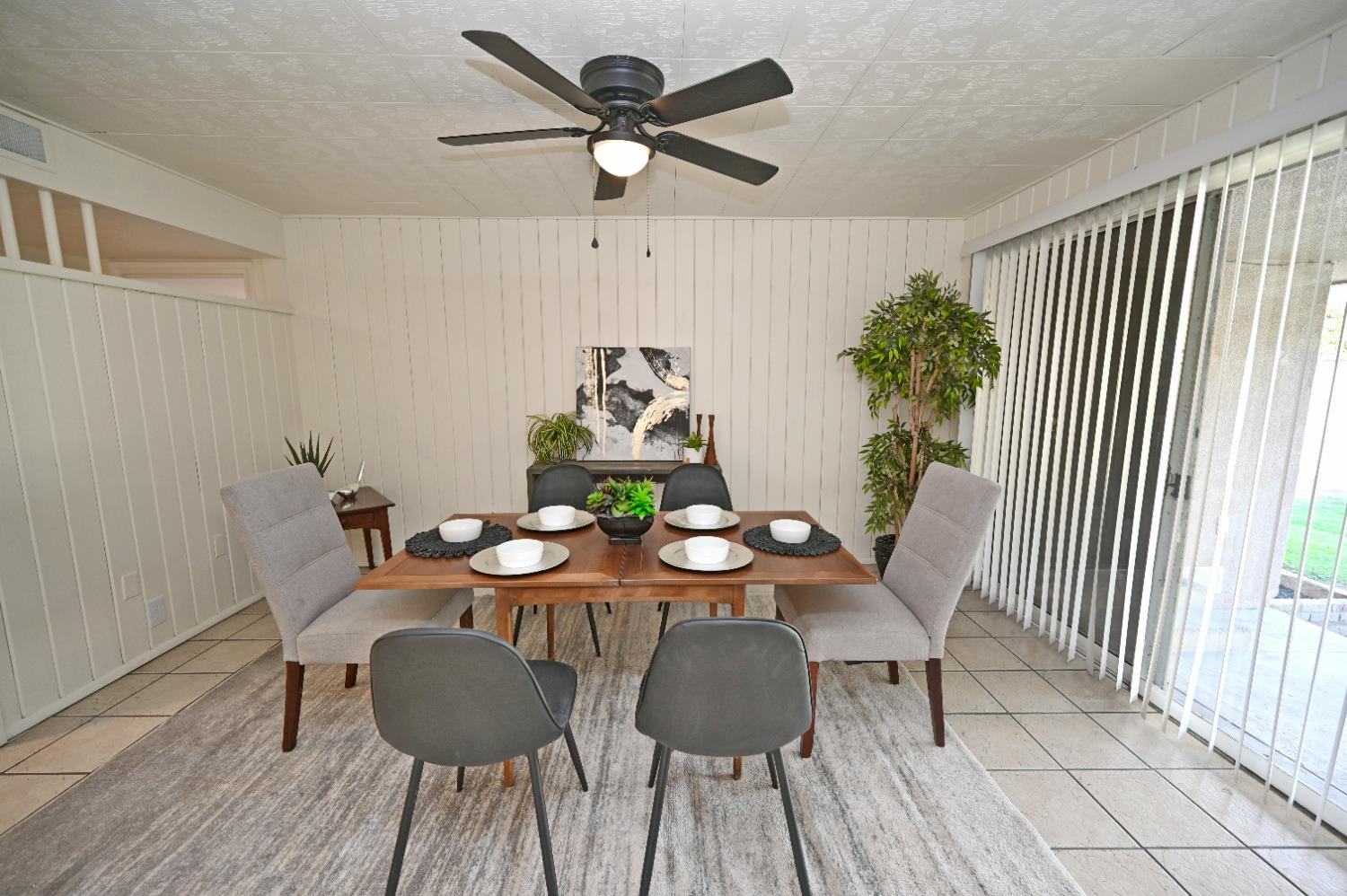 728 N Echo Ave, Fresno, CA 93728