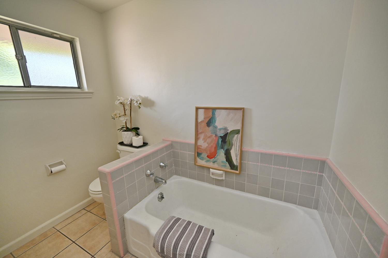 728 N Echo Ave, Fresno, CA 93728
