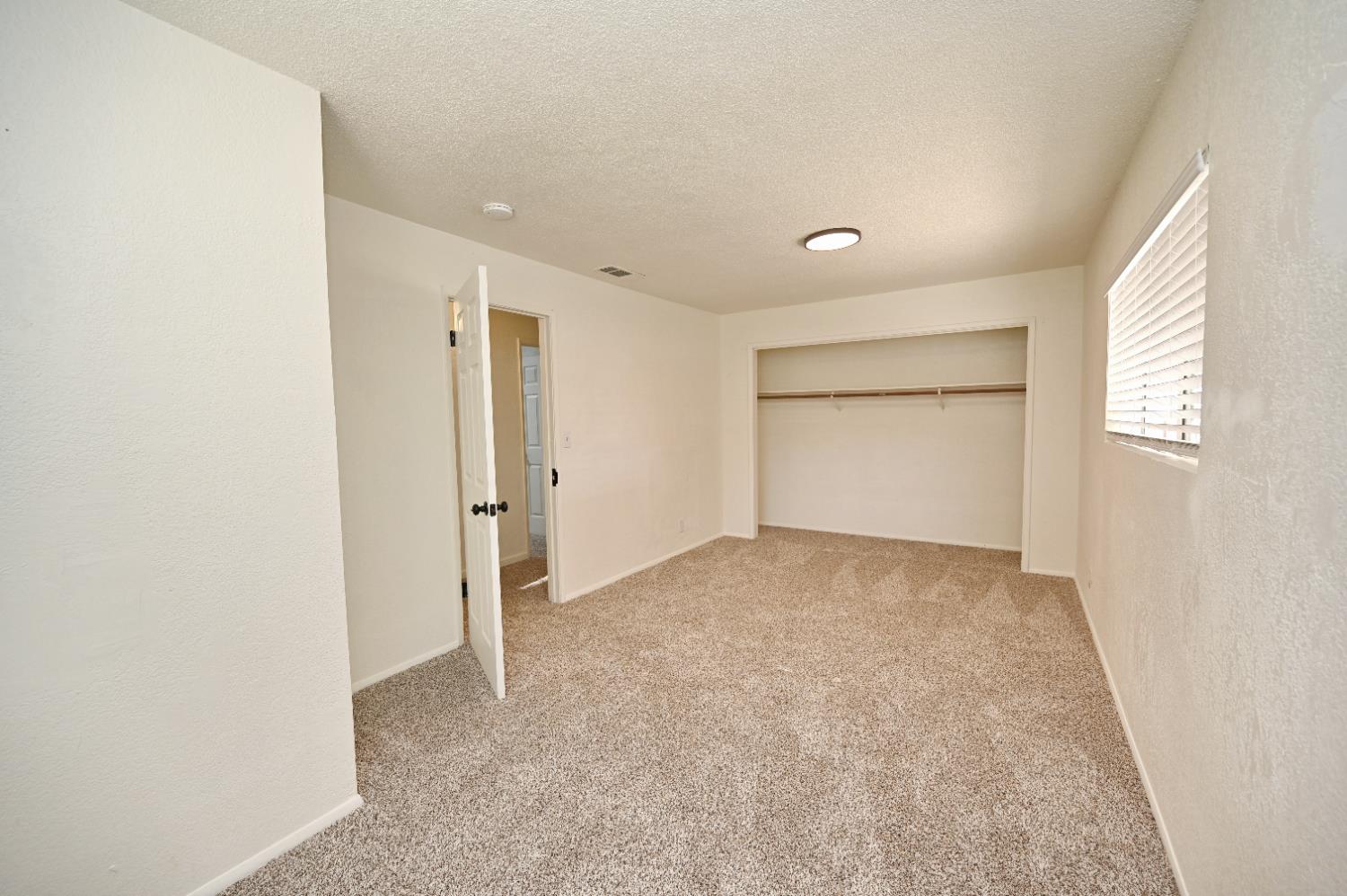 728 N Echo Ave, Fresno, CA 93728