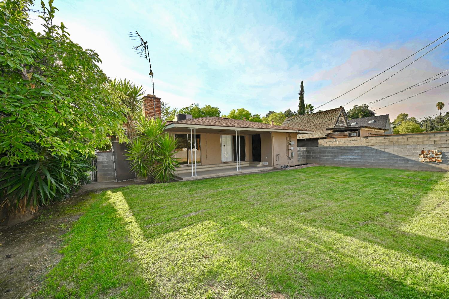 728 N Echo Ave, Fresno, CA 93728