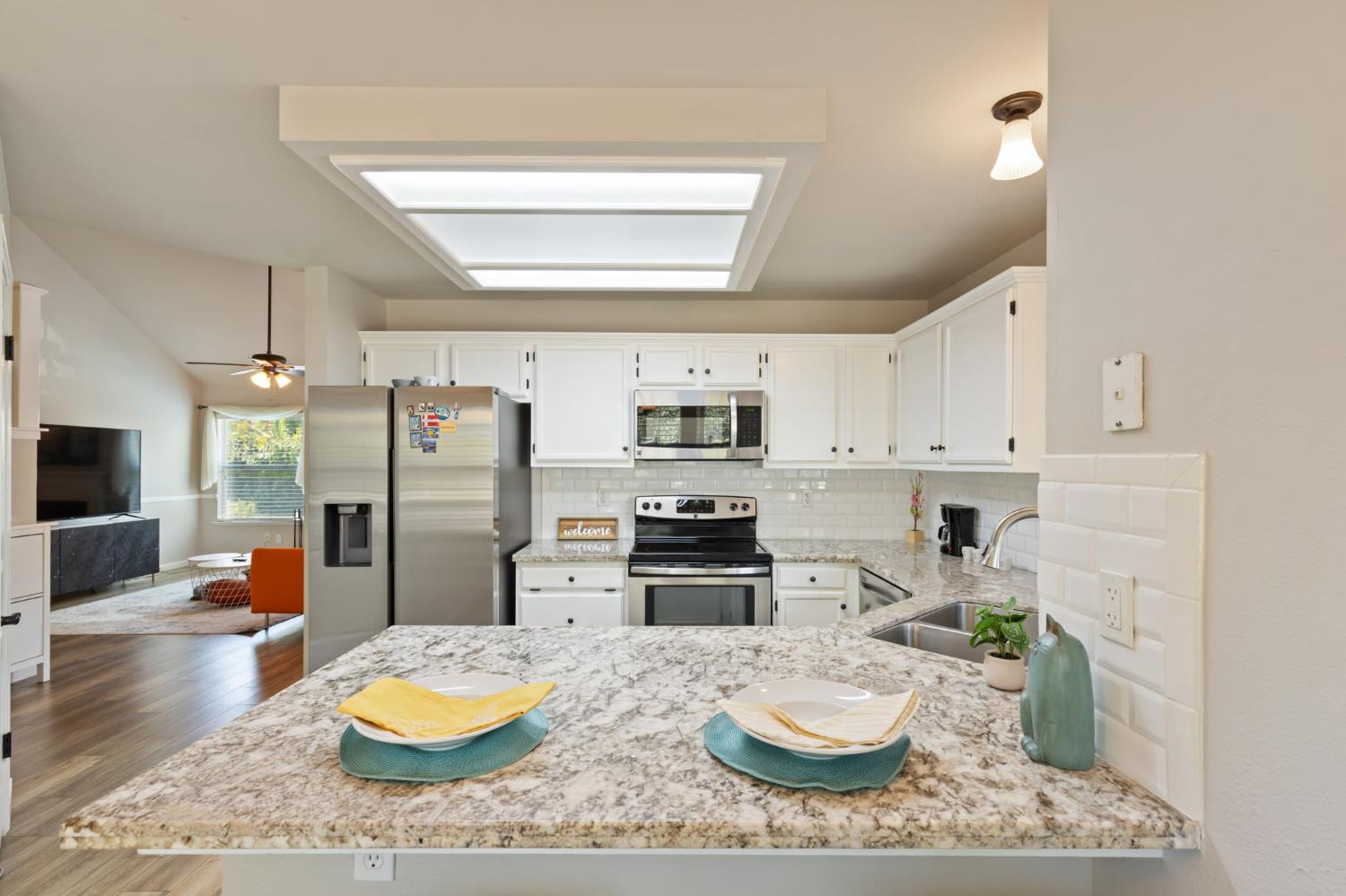 8181 N Backer Ave, Fresno, CA 93720