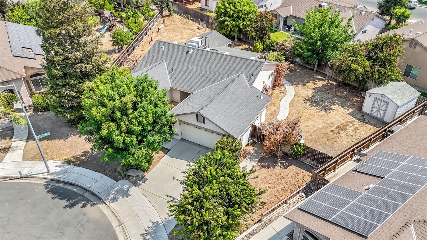 5565 W Lamona Ave, Fresno, CA 93722