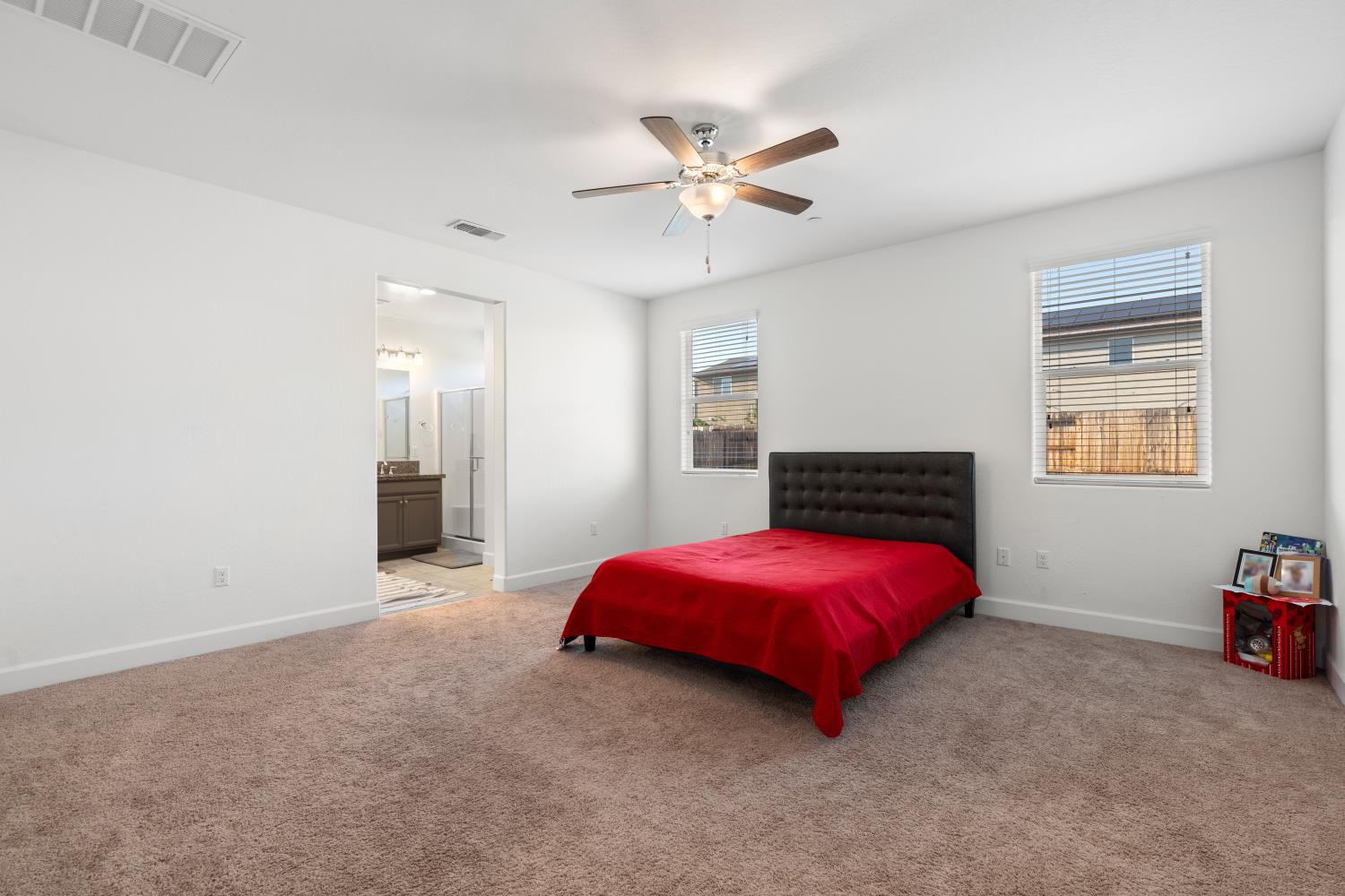 6696 E Harvard Ave, Fresno, CA 93727