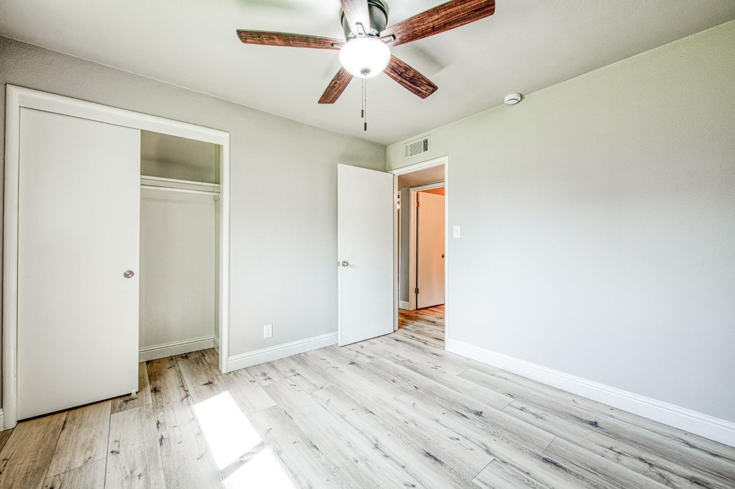 4466 E Donner Ave, Fresno, CA 93726