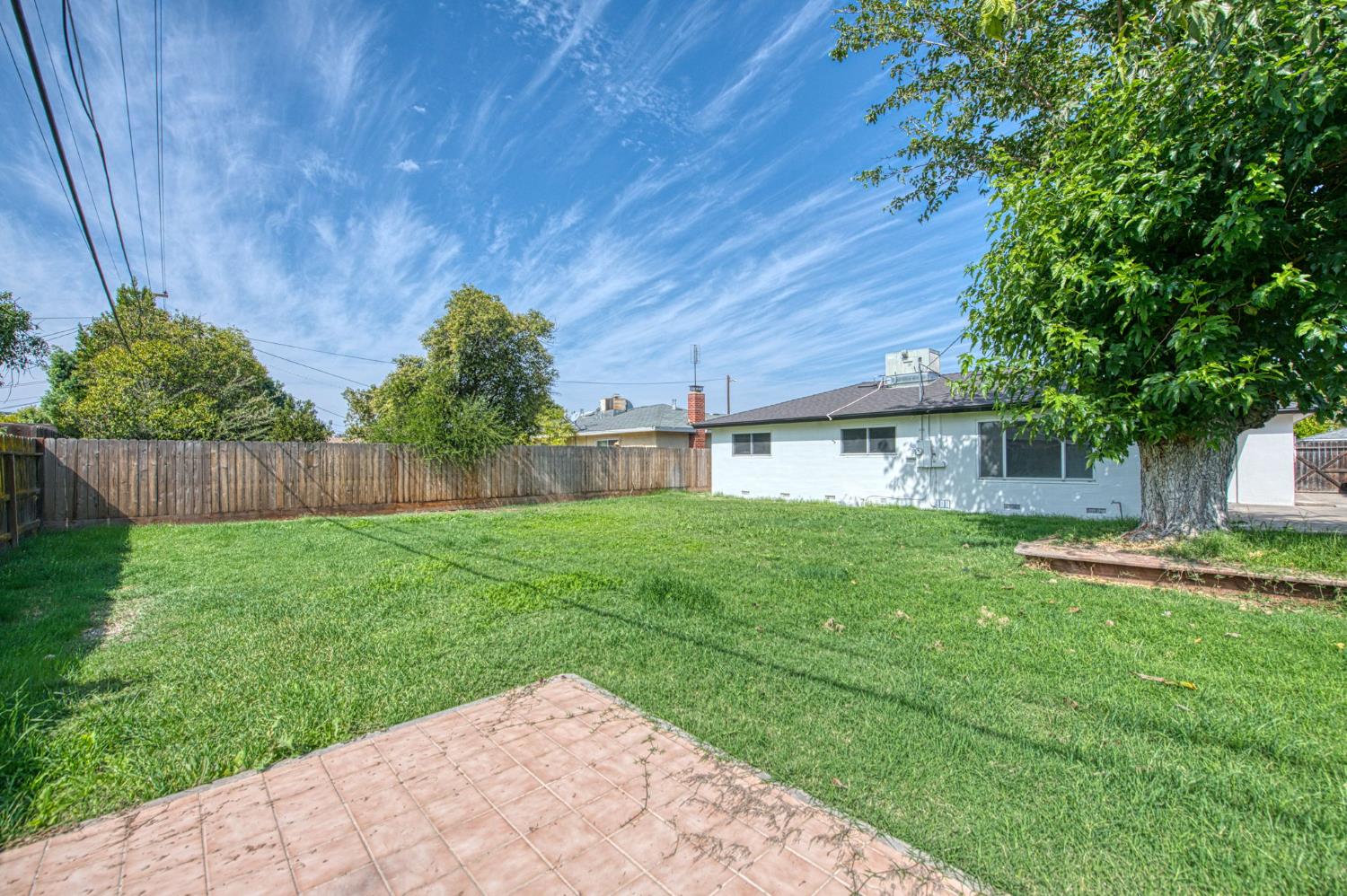 4466 E Donner Ave, Fresno, CA 93726