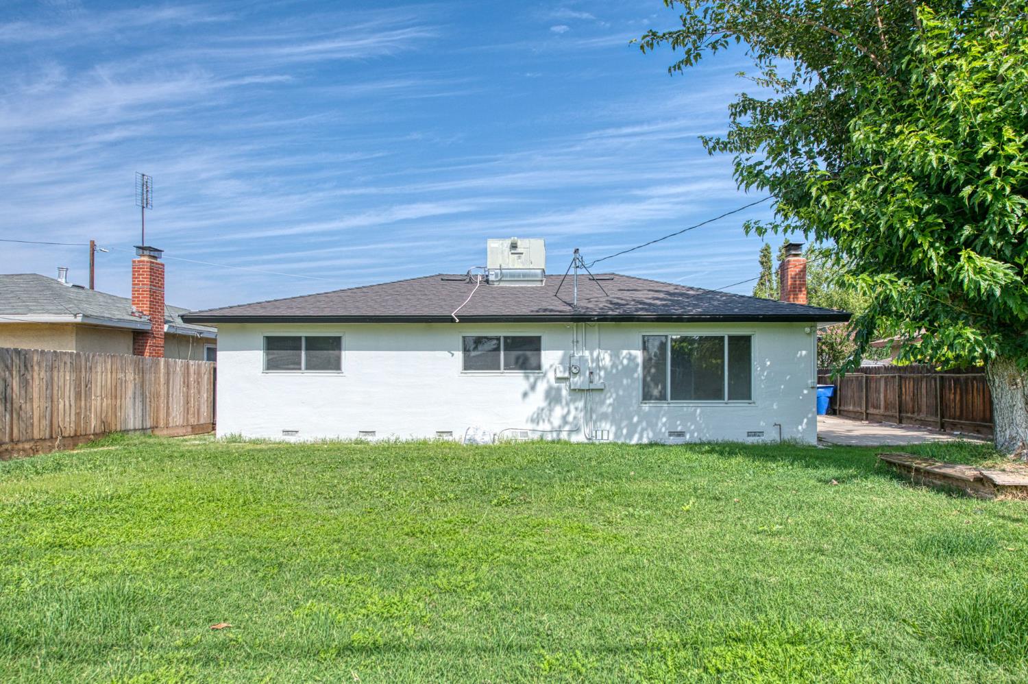4466 E Donner Ave, Fresno, CA 93726