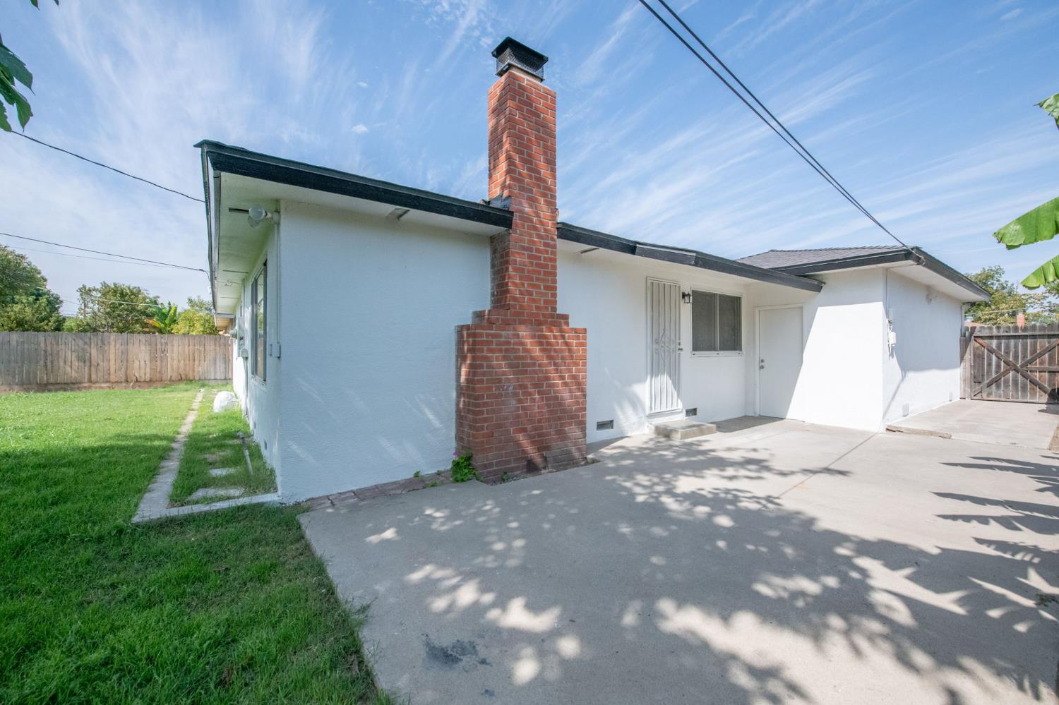 4466 E Donner Ave, Fresno, CA 93726