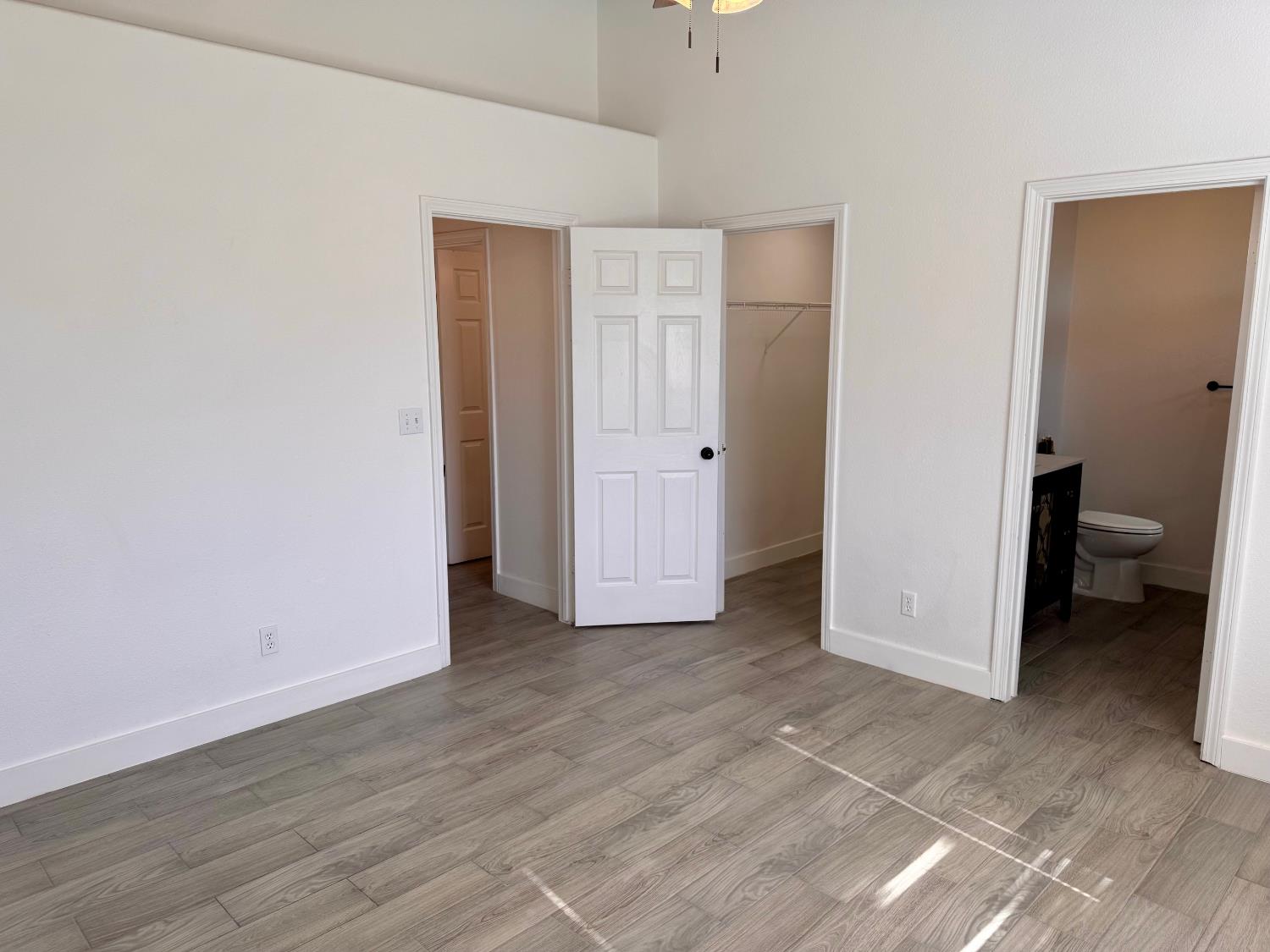 5375 W Ramona Ave, Fresno, CA 93722