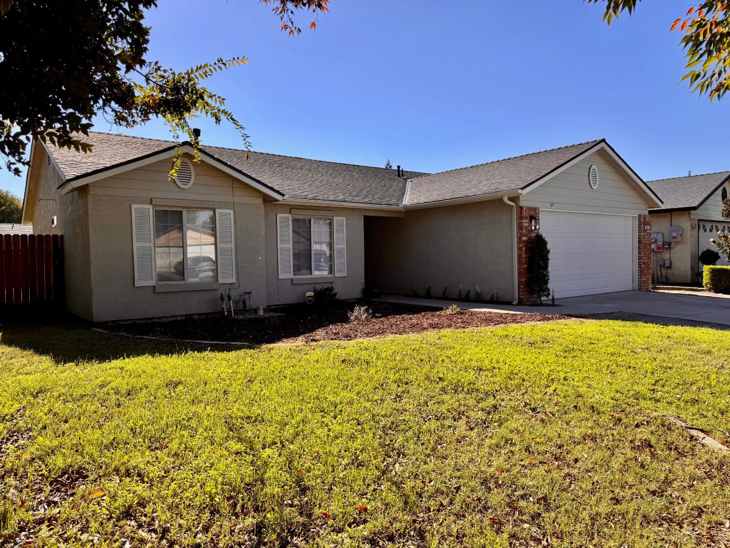 5375 W Ramona Ave, Fresno, CA 93722