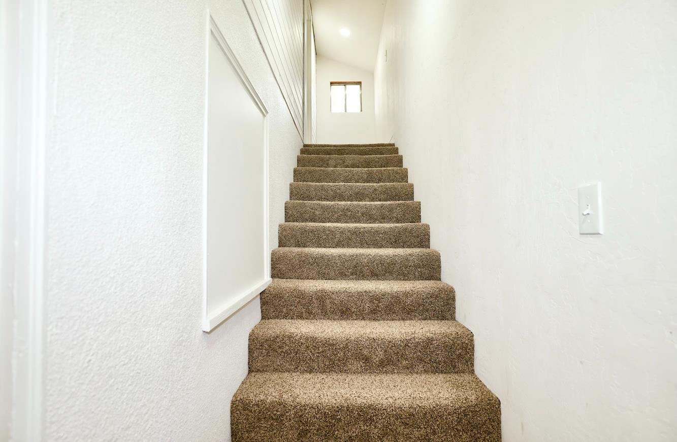 1305 E Fedora, Fresno, CA 93704