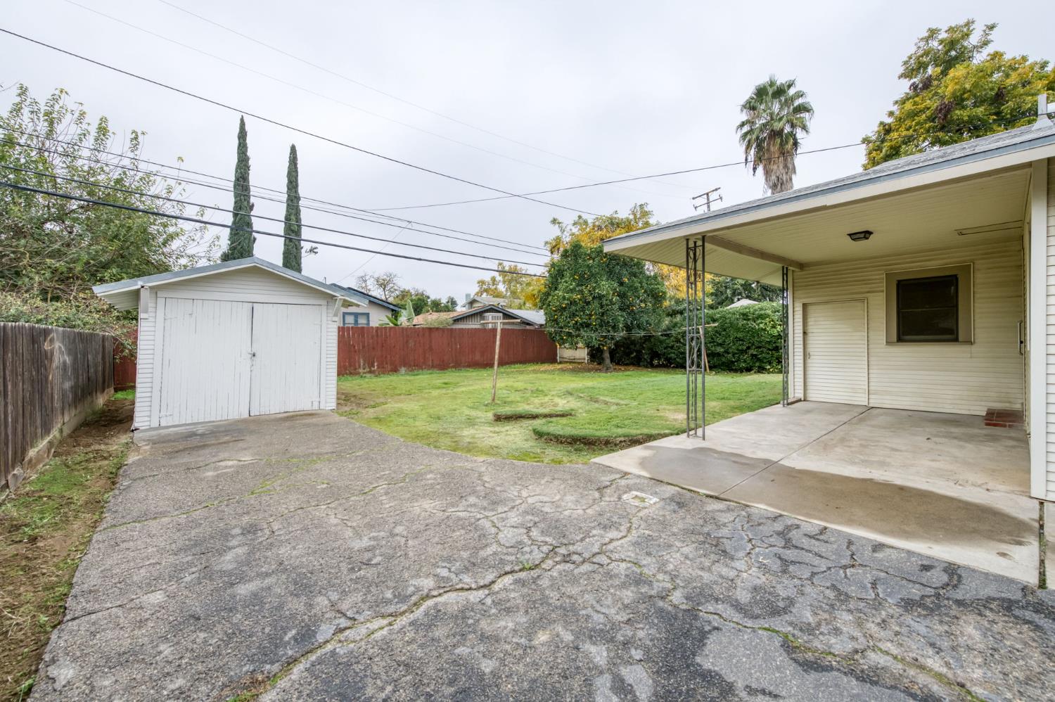 1036 E Cornell Ave, Fresno, CA 93704