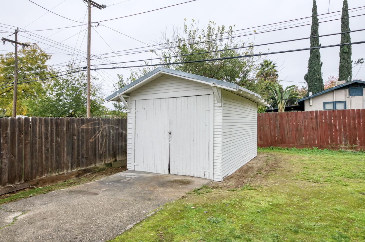 1036 E Cornell Ave, Fresno, CA 93704