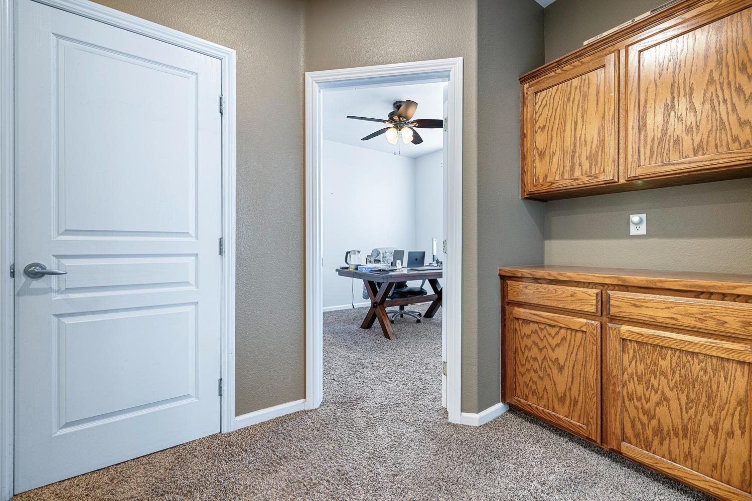 5787 E Byrd Ave, Fresno, CA 93727