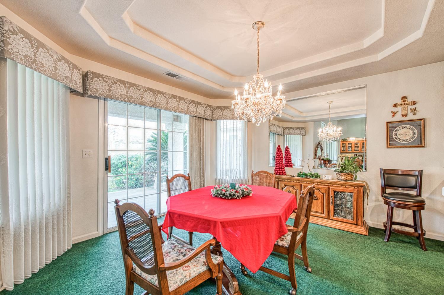 2196 W Beechwood Ave, Fresno, CA 93711