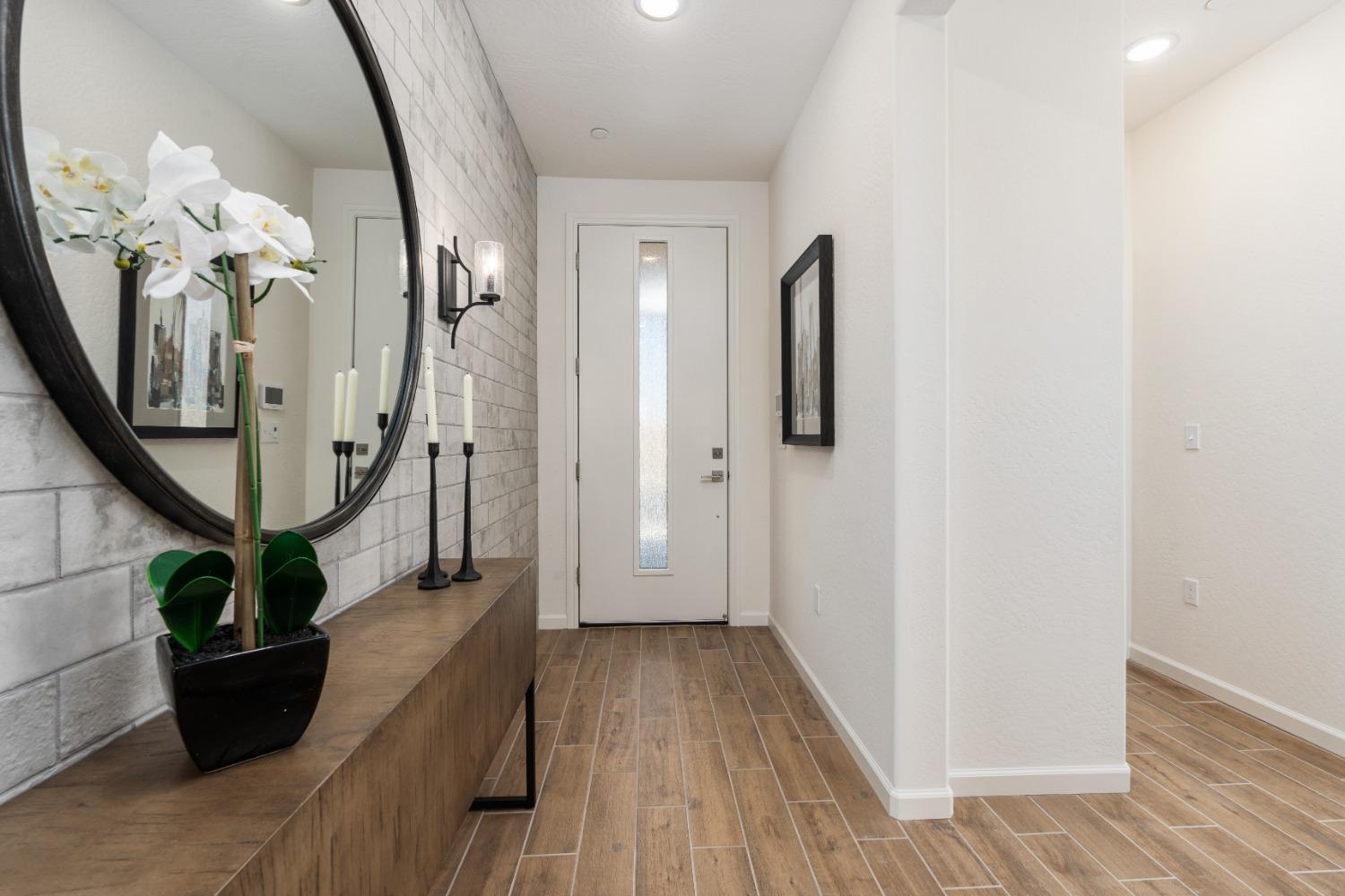 6711 E Home Ave, Fresno, CA 93727