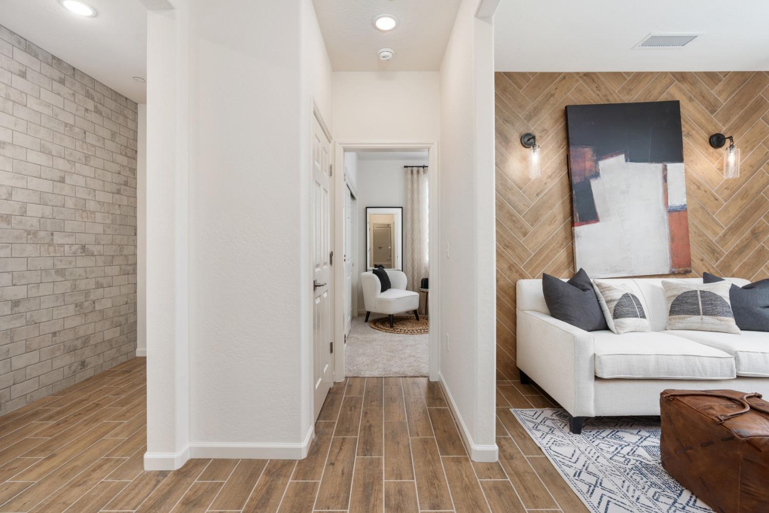 6711 E Home Ave, Fresno, CA 93727