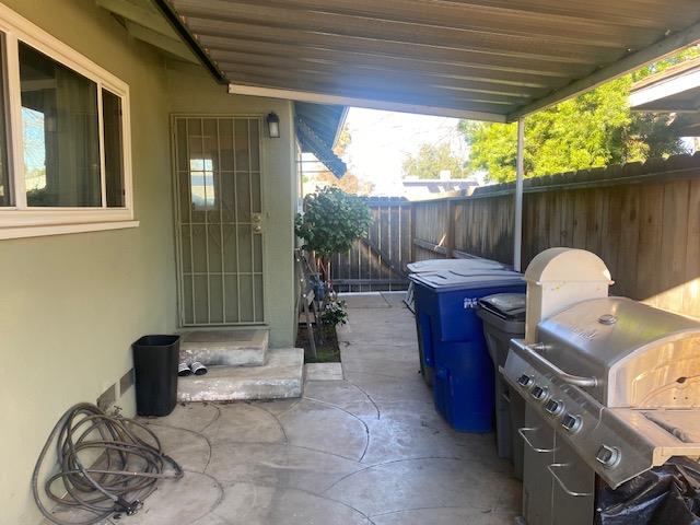 2938 E Willis Ave, Fresno, CA 93726