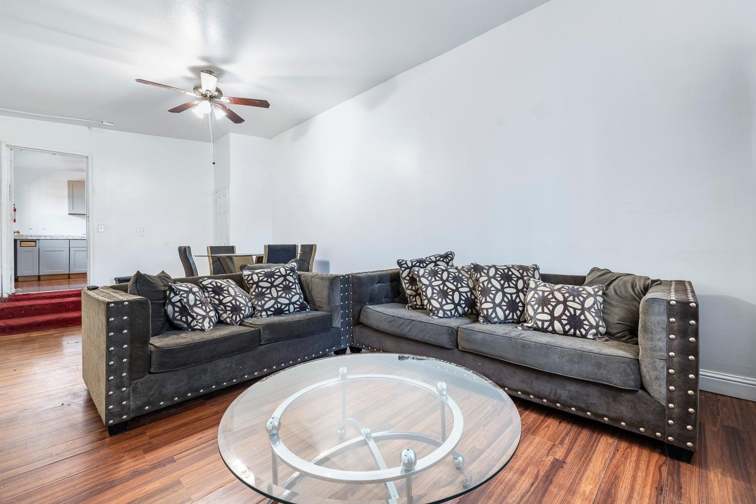 209 W Eden Ave, Fresno, CA 93706