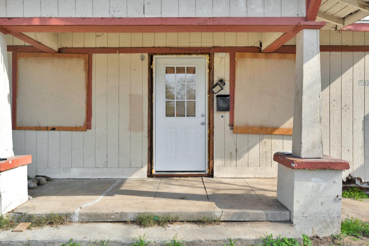 1508 N Calaveras Ave, Fresno, CA 93728