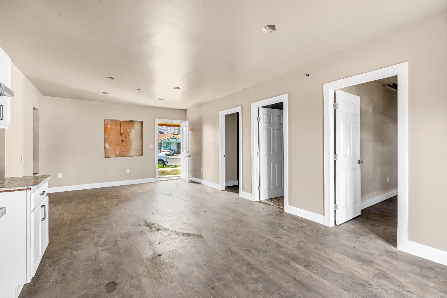 1508 N Calaveras Ave, Fresno, CA 93728