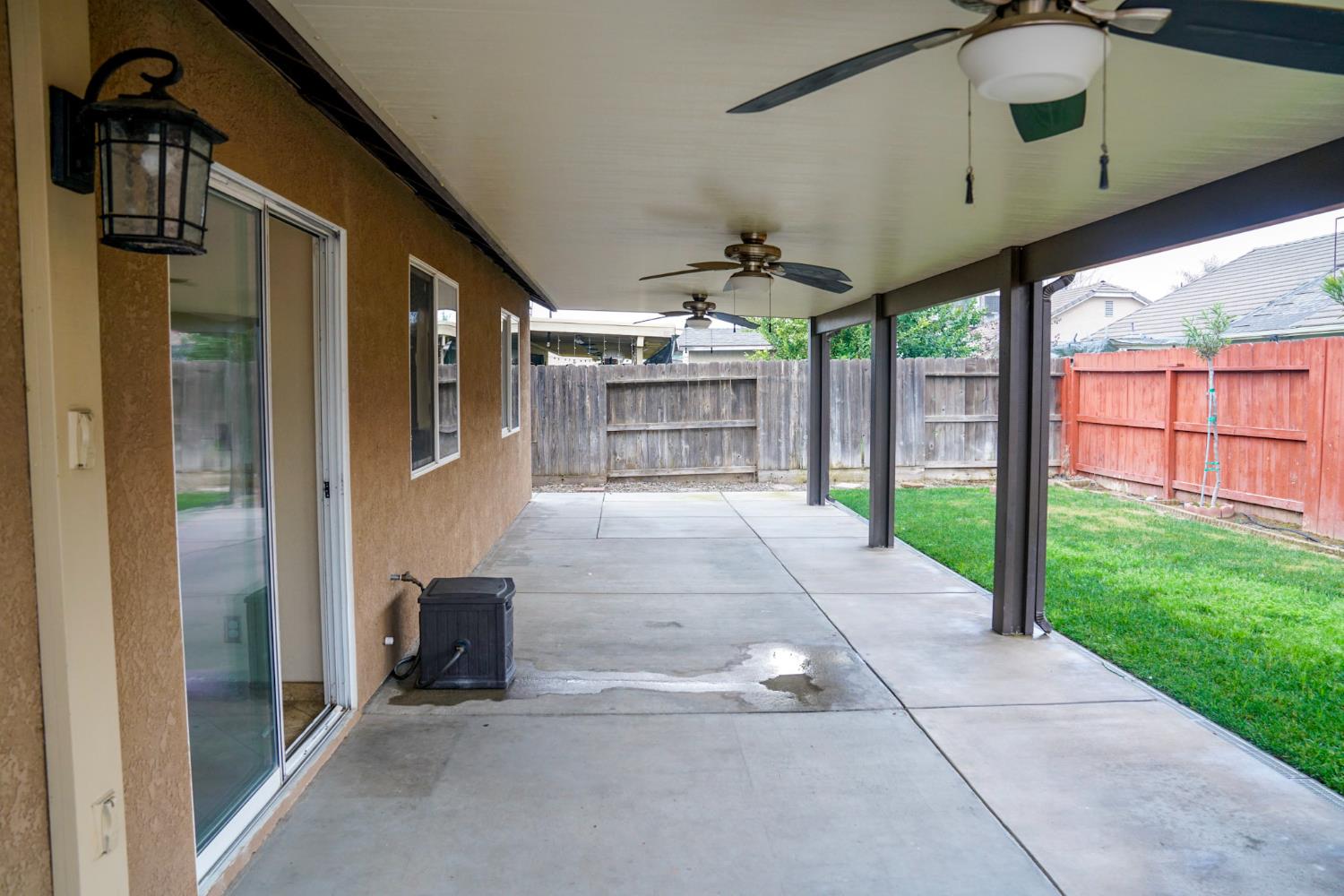 5543 E Byrd Ave, Fresno, CA 93727