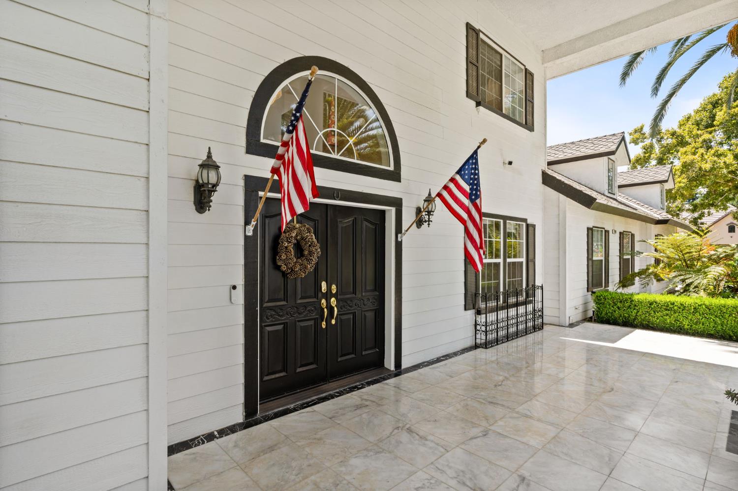 7207 E Bremer Ave, Fresno, CA 93737