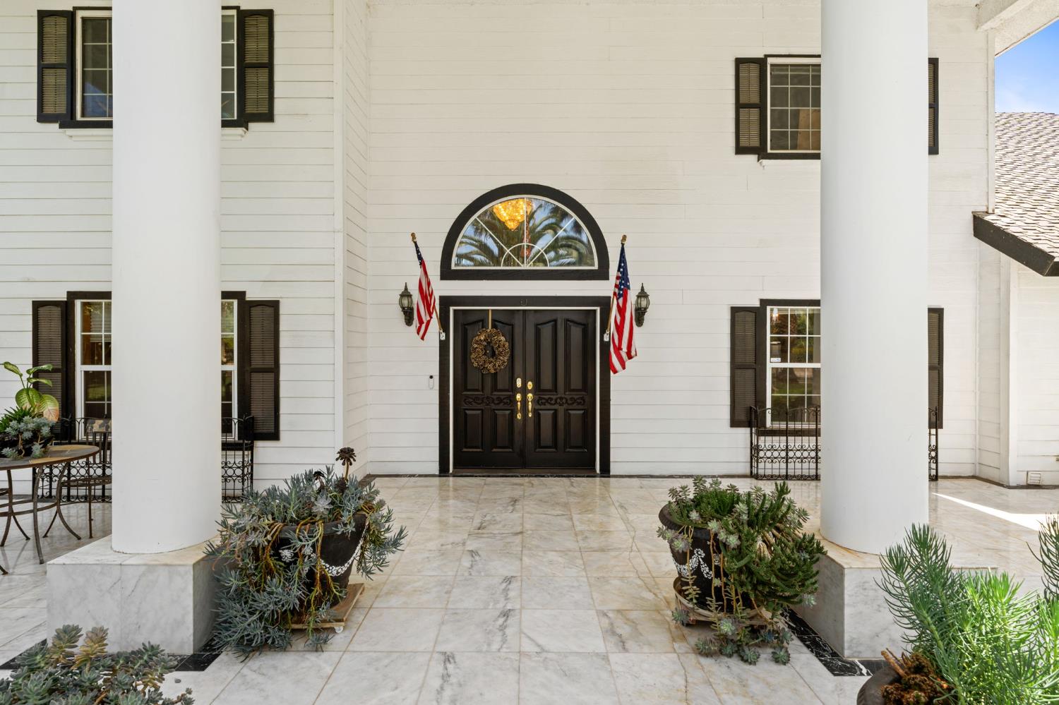 7207 E Bremer Ave, Fresno, CA 93737