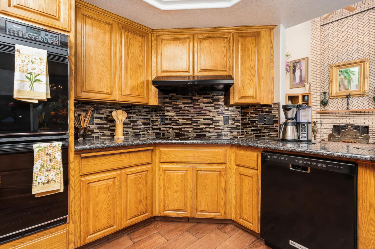 7207 E Bremer Ave, Fresno, CA 93737