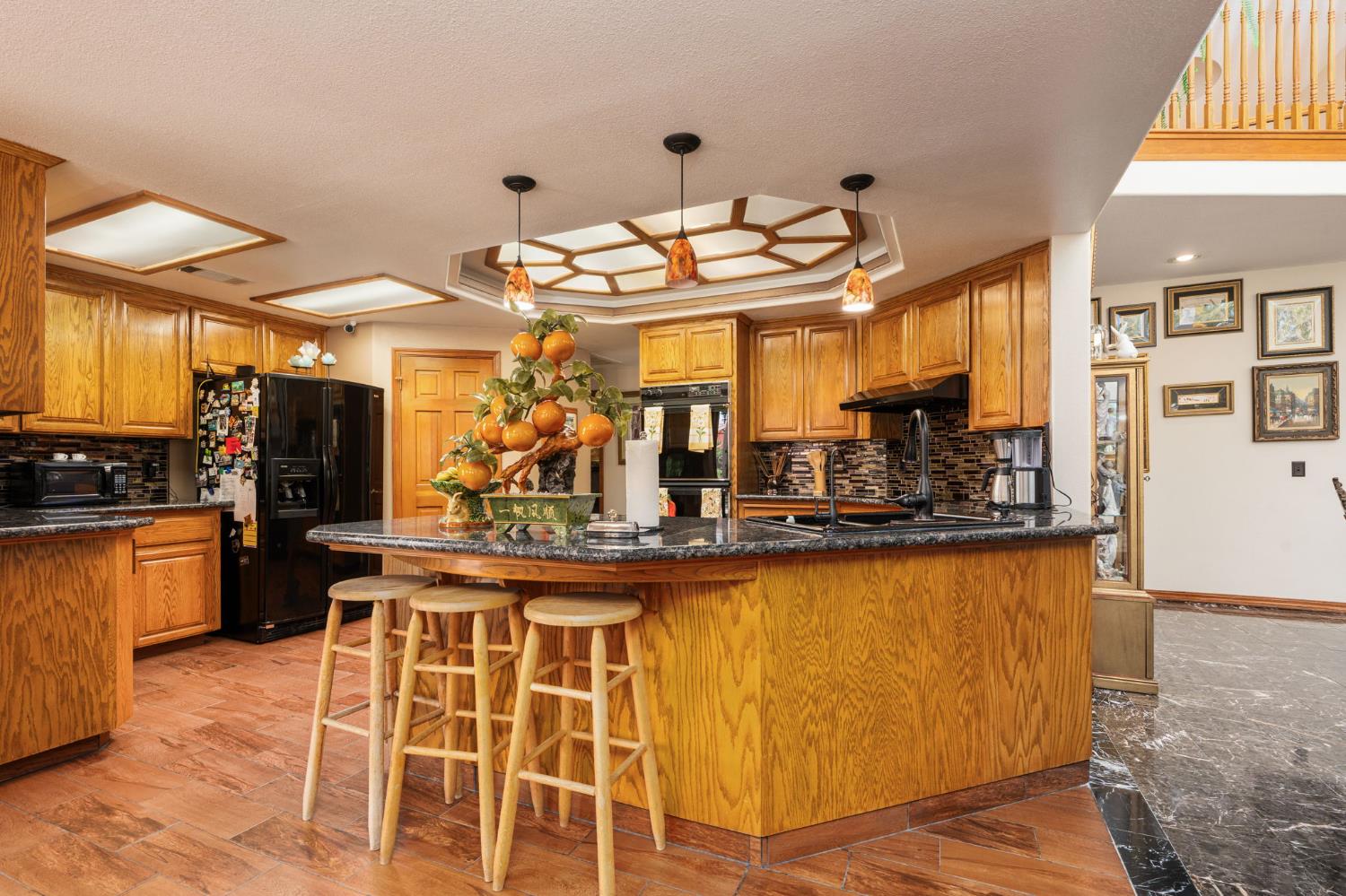 7207 E Bremer Ave, Fresno, CA 93737