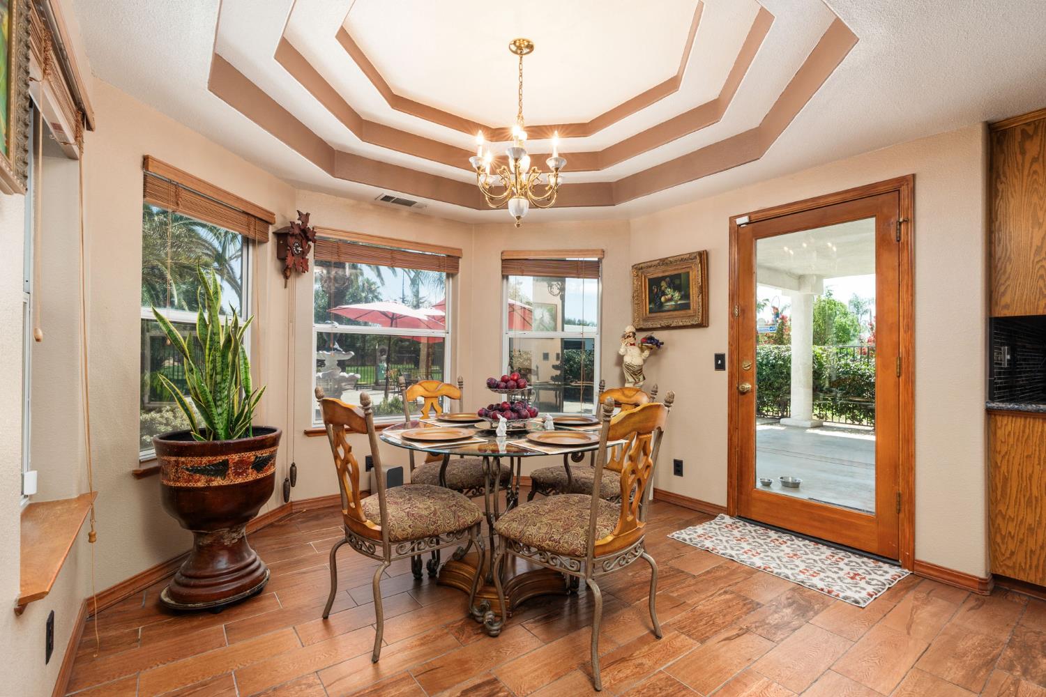 7207 E Bremer Ave, Fresno, CA 93737