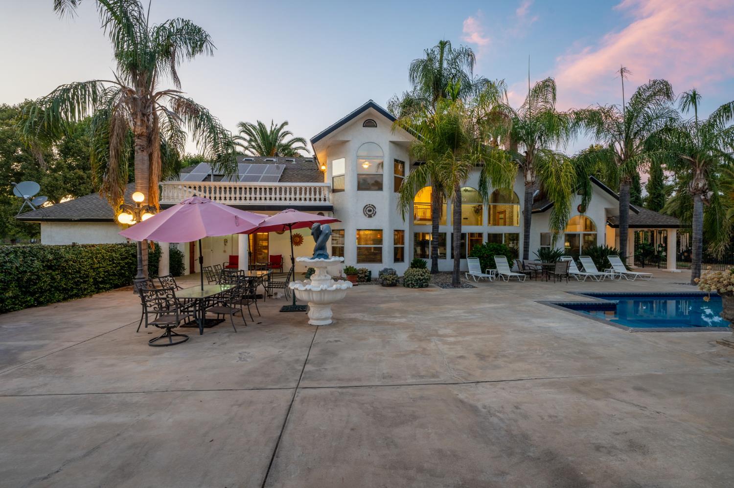 7207 E Bremer Ave, Fresno, CA 93737