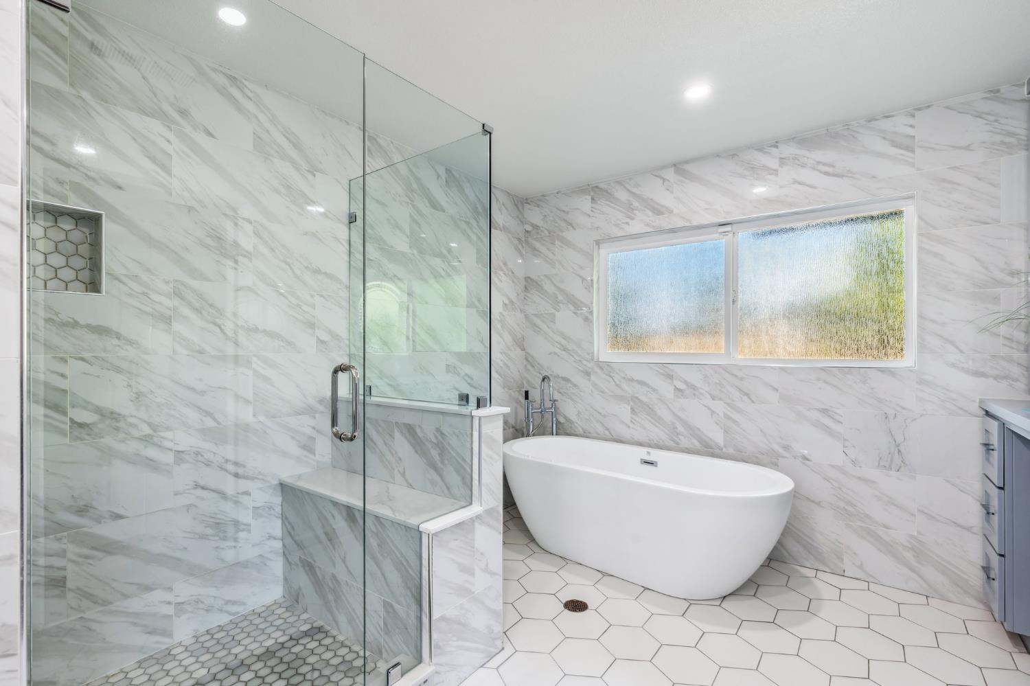 4341 W Dakota Ave, Fresno, CA 93722