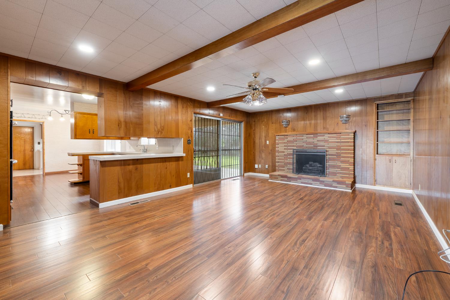 4948 E Townsend Ave, Fresno, CA 93727