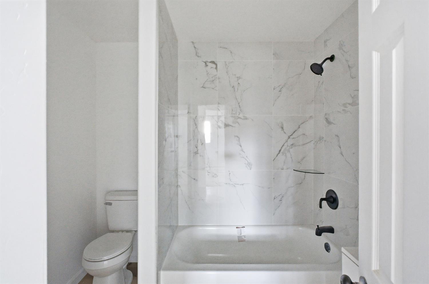 4573 N Woodson Ave, Fresno, CA 93705