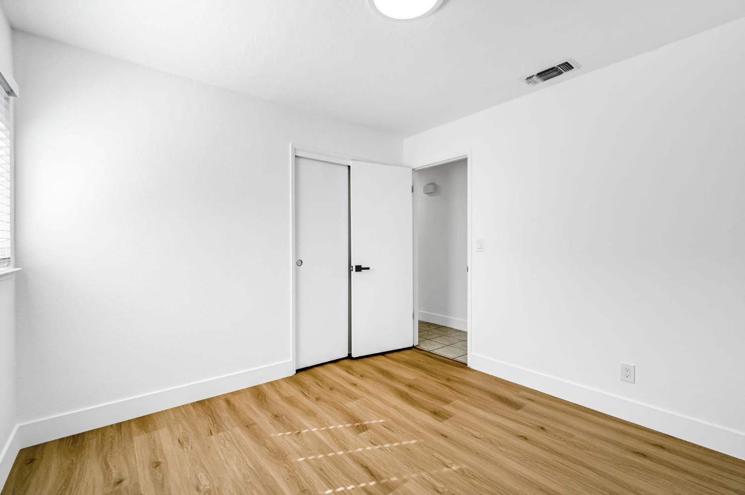 4376 W Cardiff Ave, Fresno, CA 93722