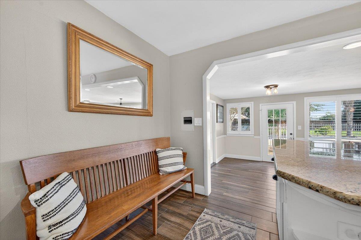 1544 N De Wolf Ave, Fresno, CA 93737