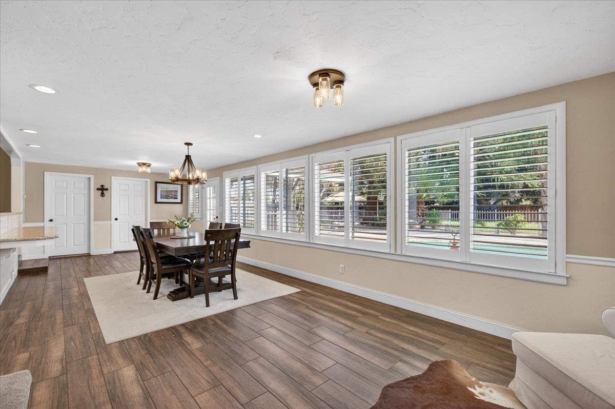 1544 N De Wolf Ave, Fresno, CA 93737